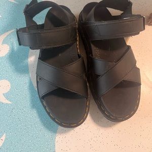 Doc Marten Voss Sandal - size 9 womens